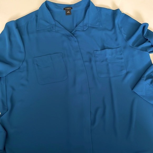 Ann Taylor Blue Blouse - Picture 1 of 10
